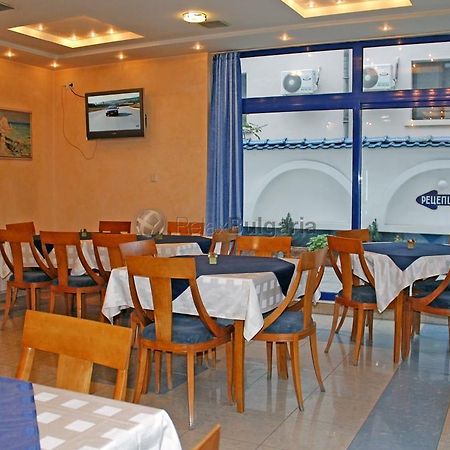Hotel Astoria Burgas Exteriör bild