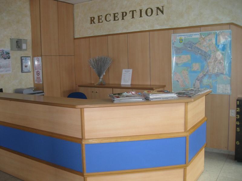 Hotel Astoria Burgas Exteriör bild