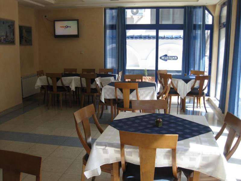 Hotel Astoria Burgas Exteriör bild